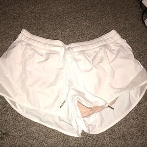 Lululemon Hotty Hot Short